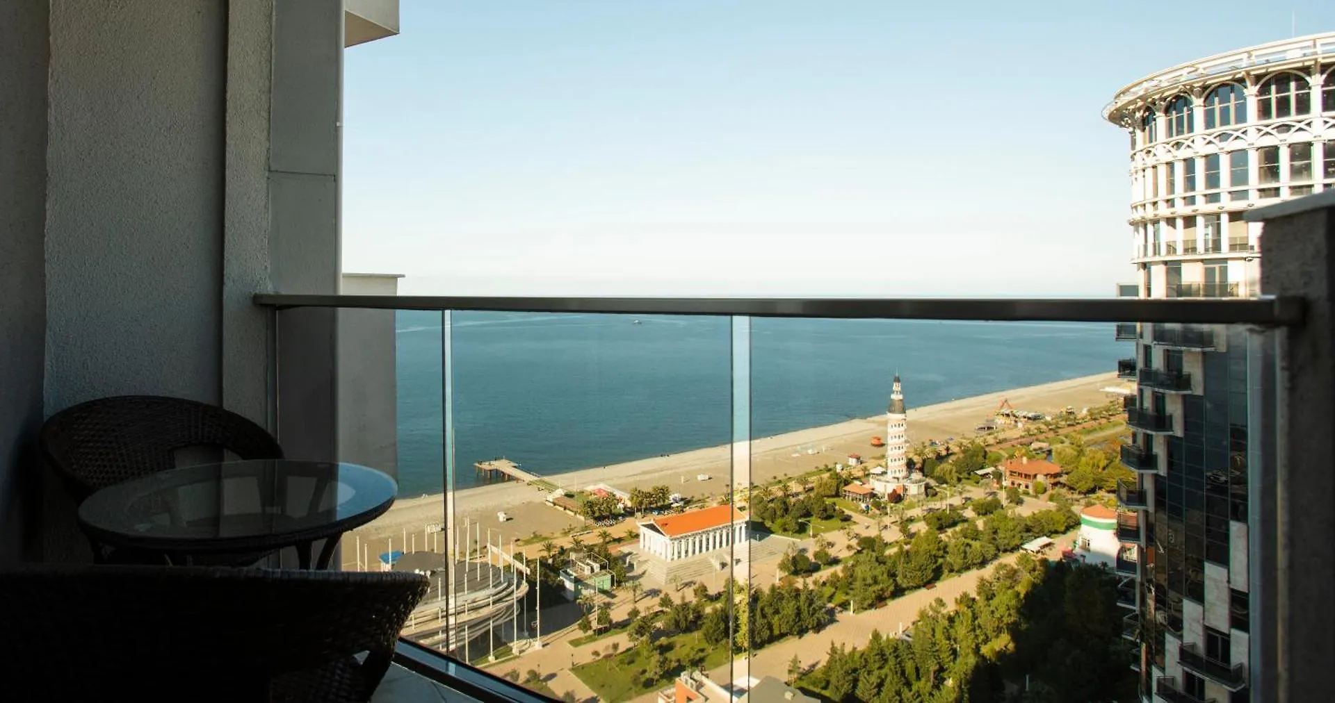 Holiday Lux Tower Batumi