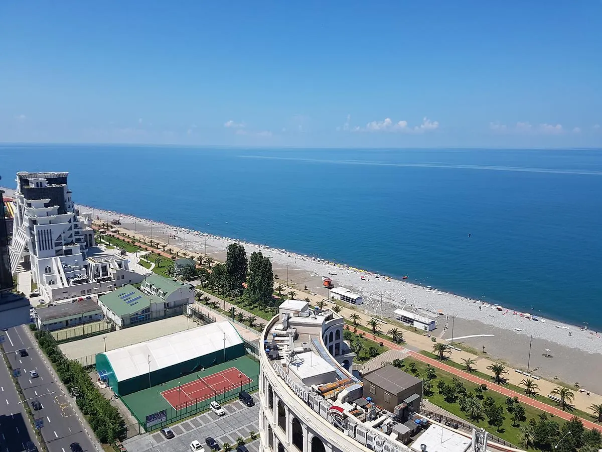 Holiday Lux Tower Batumi Apartment